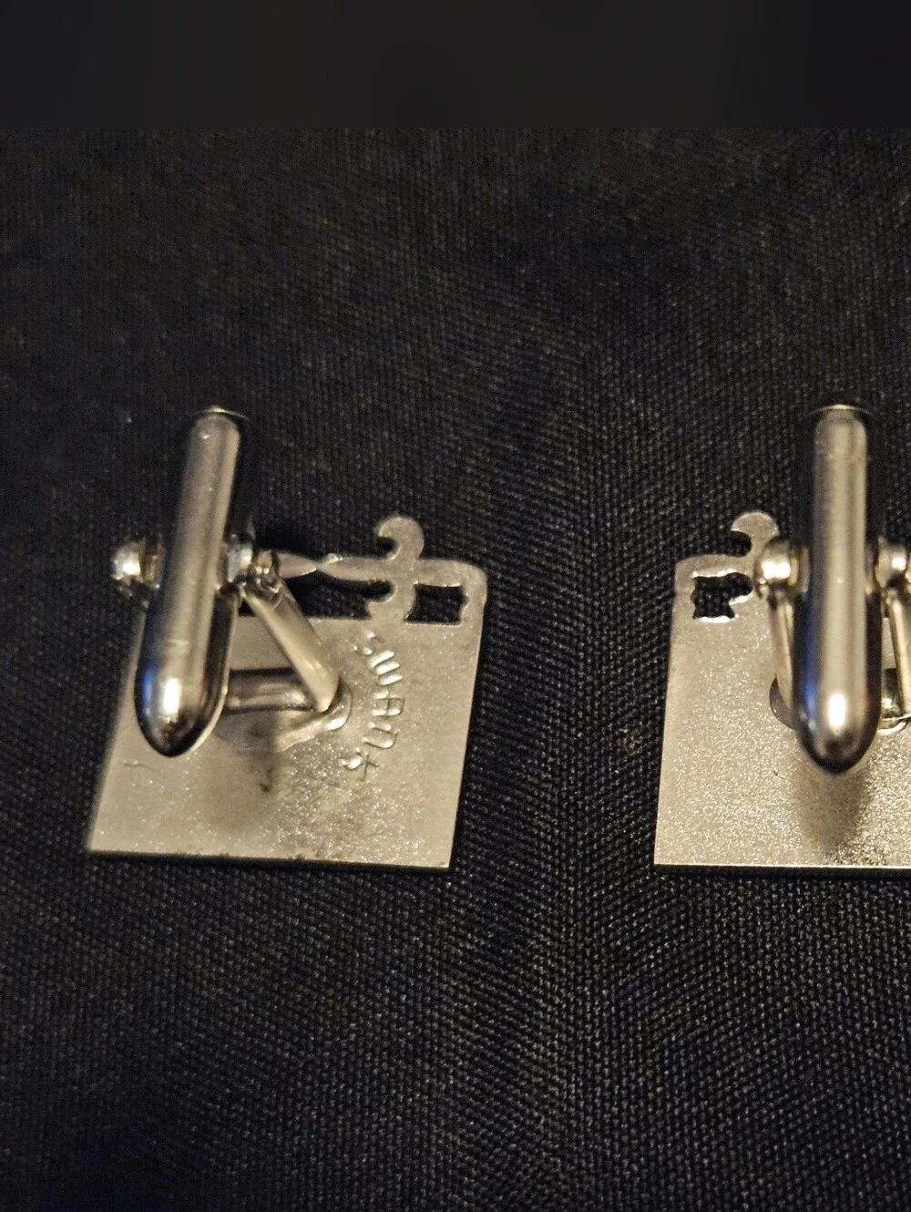Vintage Swank Silver-tone Fleur De Lis Cufflinks Textured Ribbed Mid-century